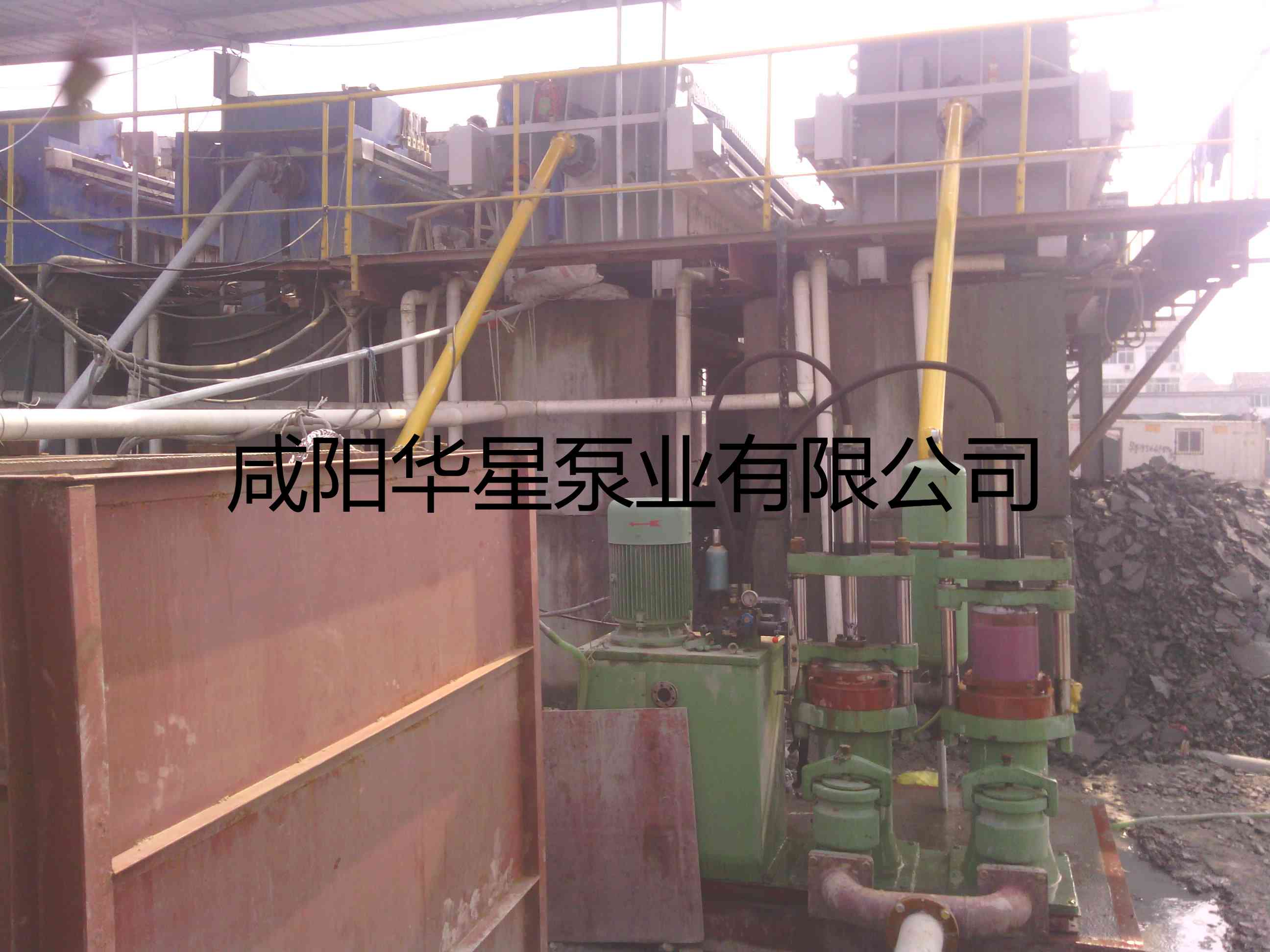 打樁污泥行業(yè)使用YBH300-40壓濾機(jī)柱塞泵客戶現(xiàn)場(chǎng)